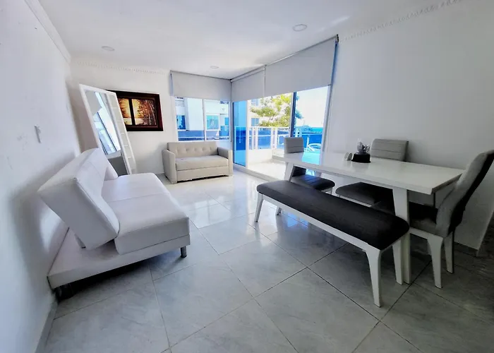 Apartamento De 1 Cuarto Cerca Al Mar Y El Laguito Por Parceros Group